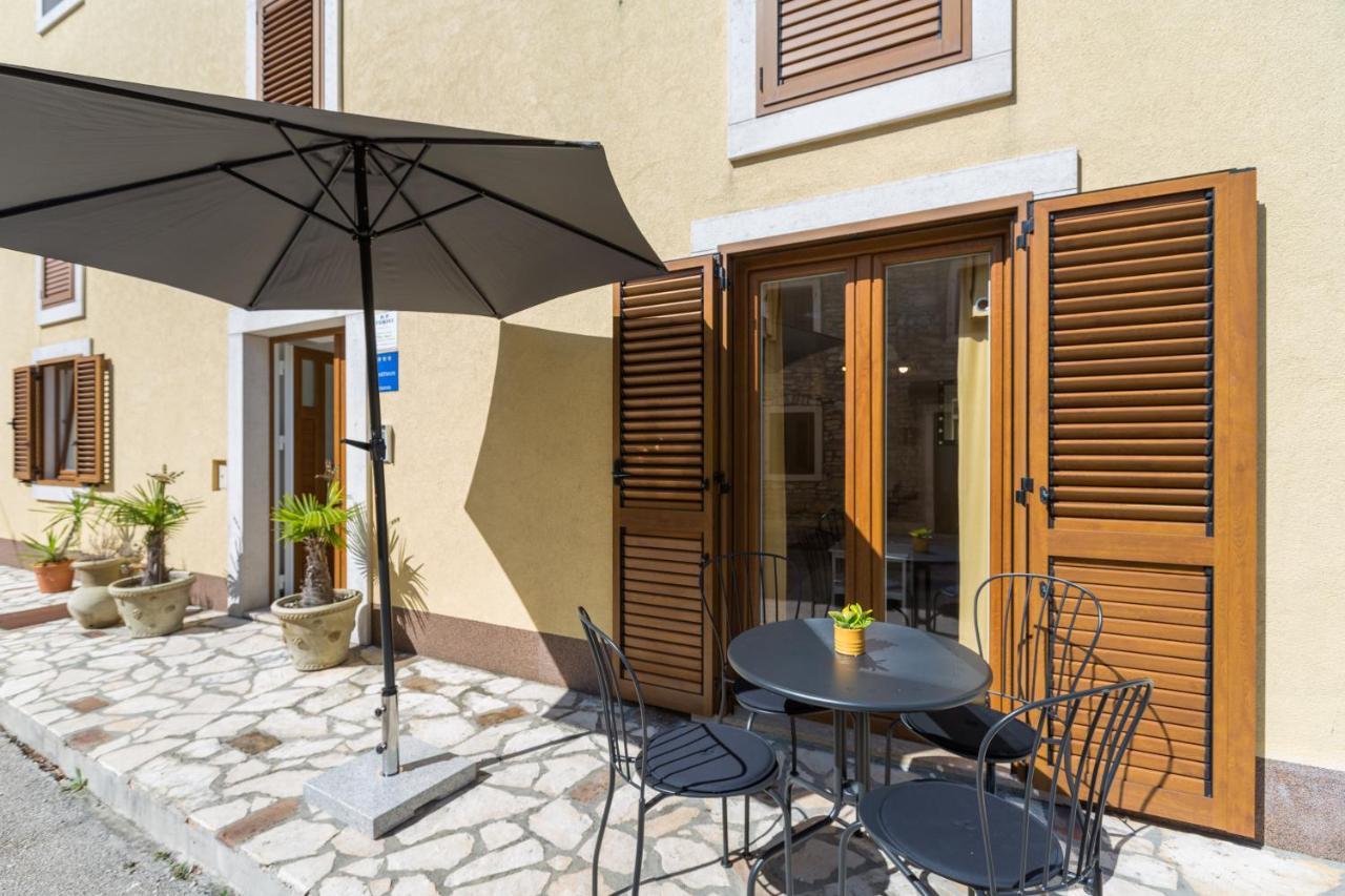 Apartments Agata Novigrad  Zewnętrze zdjęcie