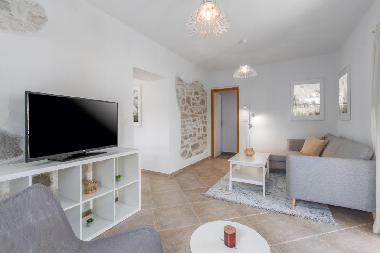 Apartments Agata Novigrad  Zewnętrze zdjęcie